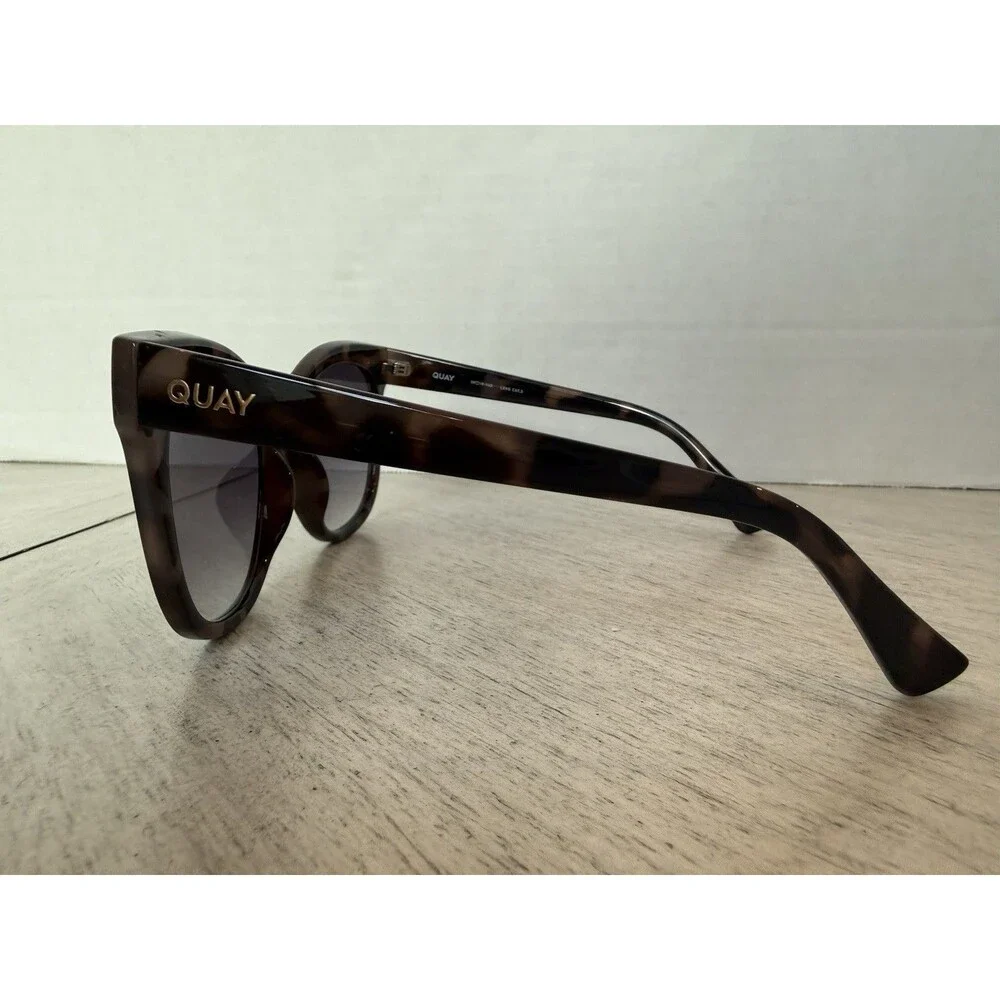 New Quay Australia It's My Way Oversized Cat Eye Sunglasses Tortoise Black Fade